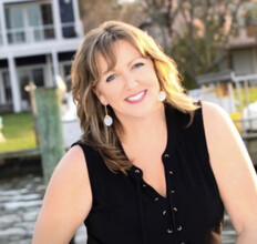 Lona Sue Todd